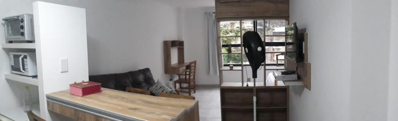 Depto Temporario La Plata Bed & Breakfast Exterior foto